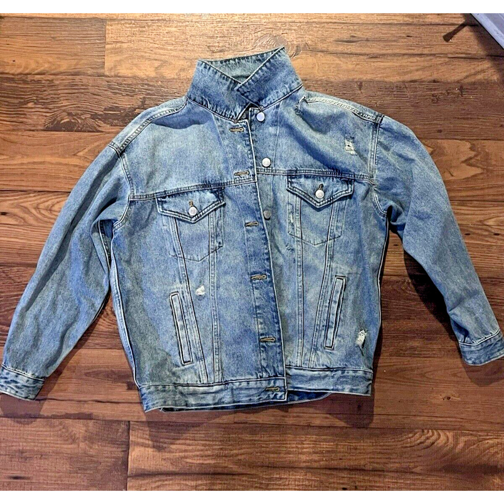 Wild Fable Women's Medium (M) Distressed Trucker Holey Denim Jean Jacket